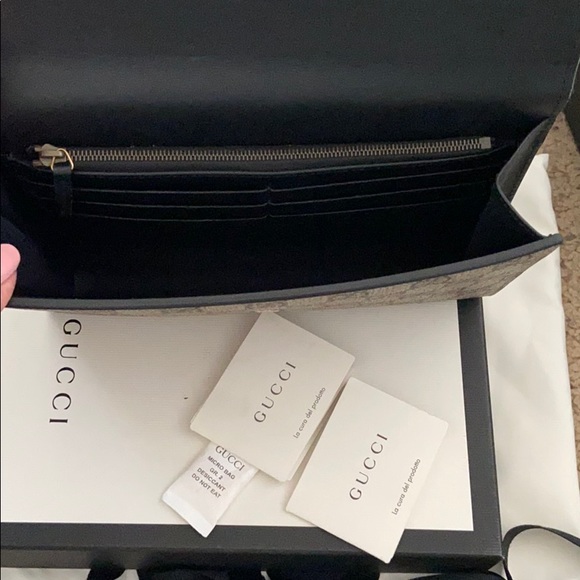 Gucci Pouch - Picture 3 of 14